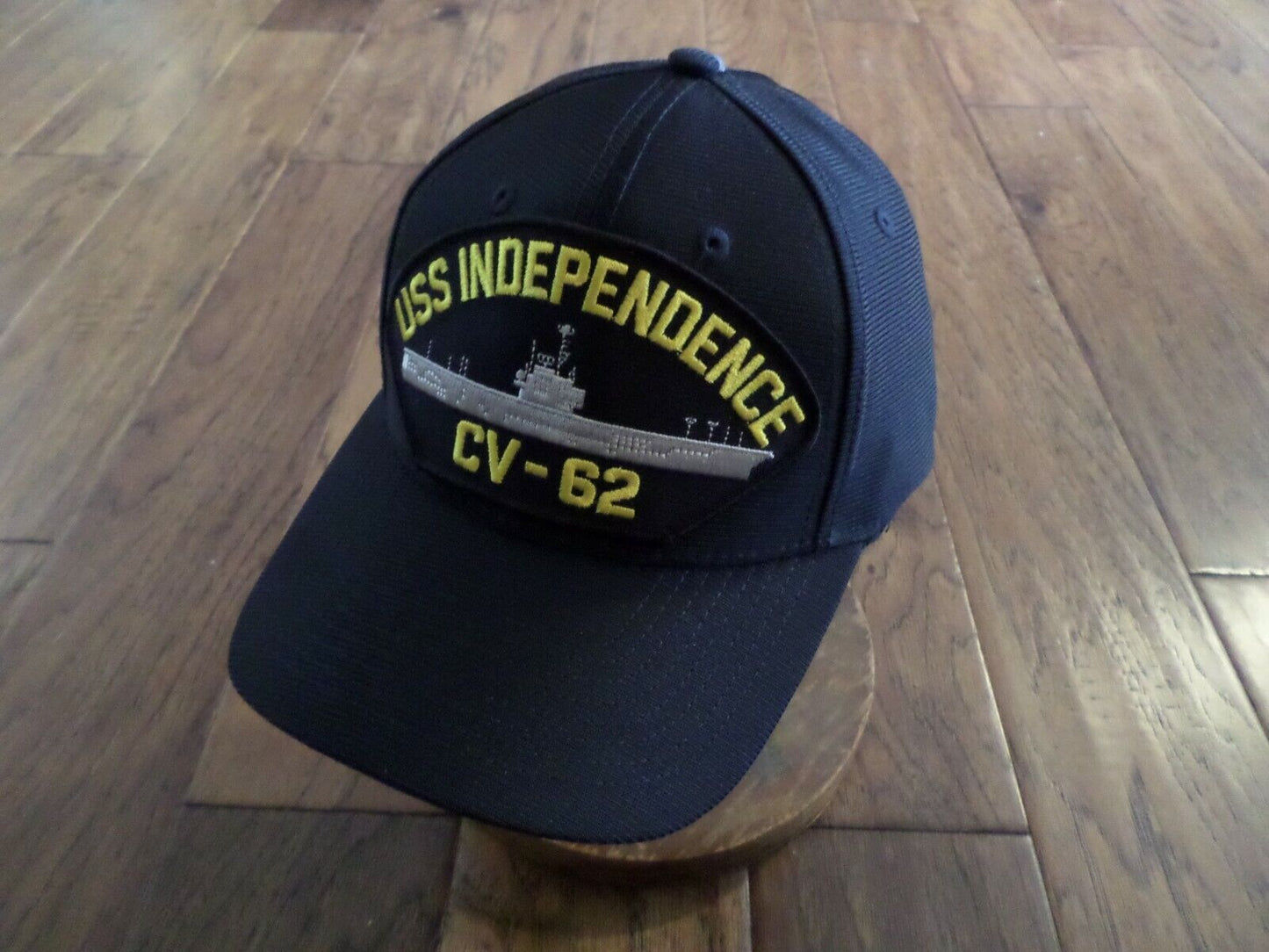 USS INDEPENDENCE CV-62 NAVY SHIP HAT U.S MILITARY OFFICIAL BALL CAP U.S.A MADE