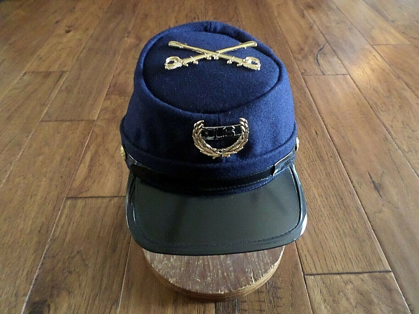 CIVIL WAR UNION KEPI CAVALRY HAT BLUE WOOL ADJUSTABLE KEPI SWORDS U.S BADGE