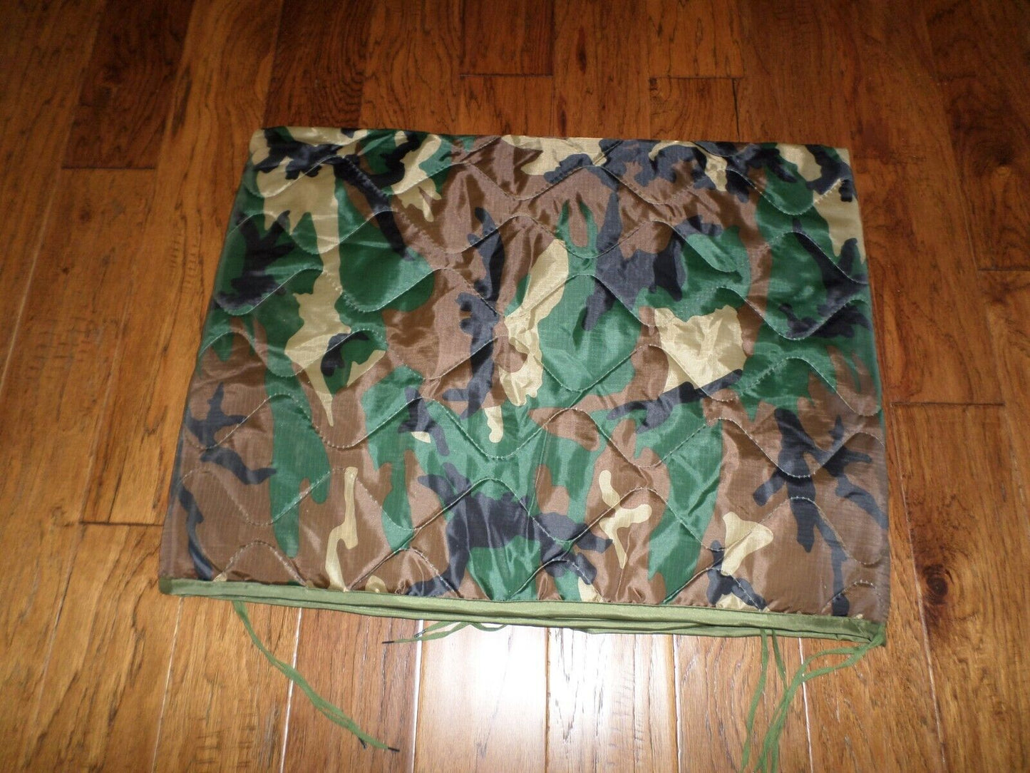 New Military style Wet Weather Rain Poncho Liner Woodland Camo Woobie Blanket