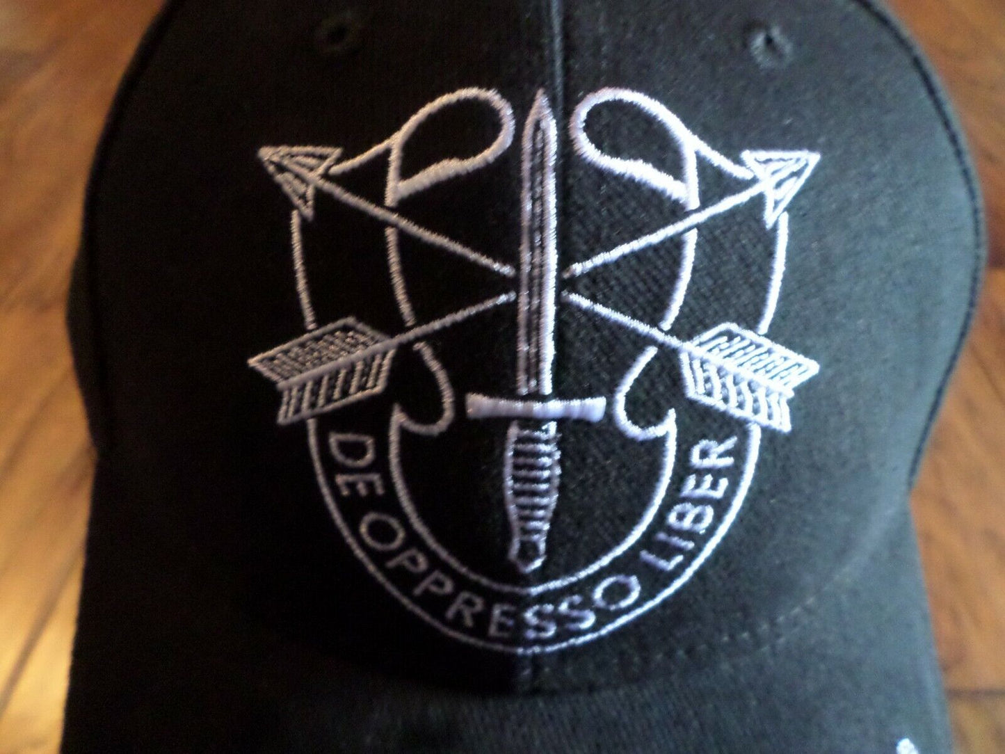 U.S MILITARY ARMY SPECIAL FORCES HAT DE OPRESSO LIBER OFFICIAL BALL CAP