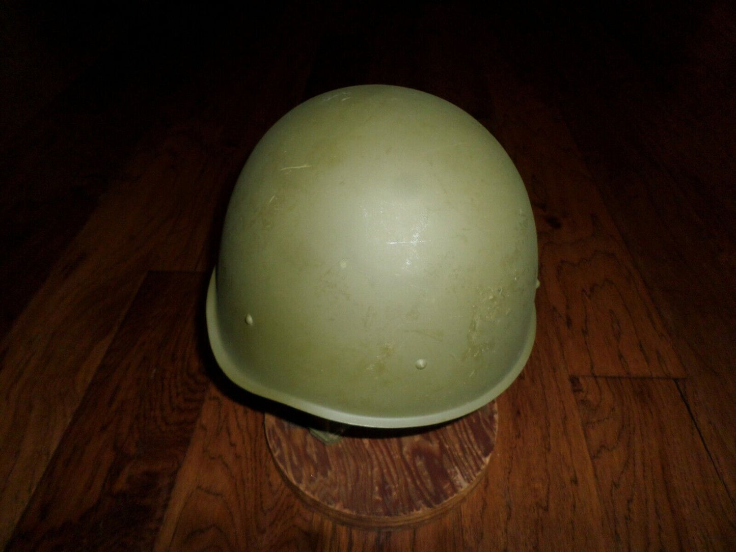 POST WWII RUSSIAN SSH-40 HELMET WITH LINER AND CHIN STRAP 1957