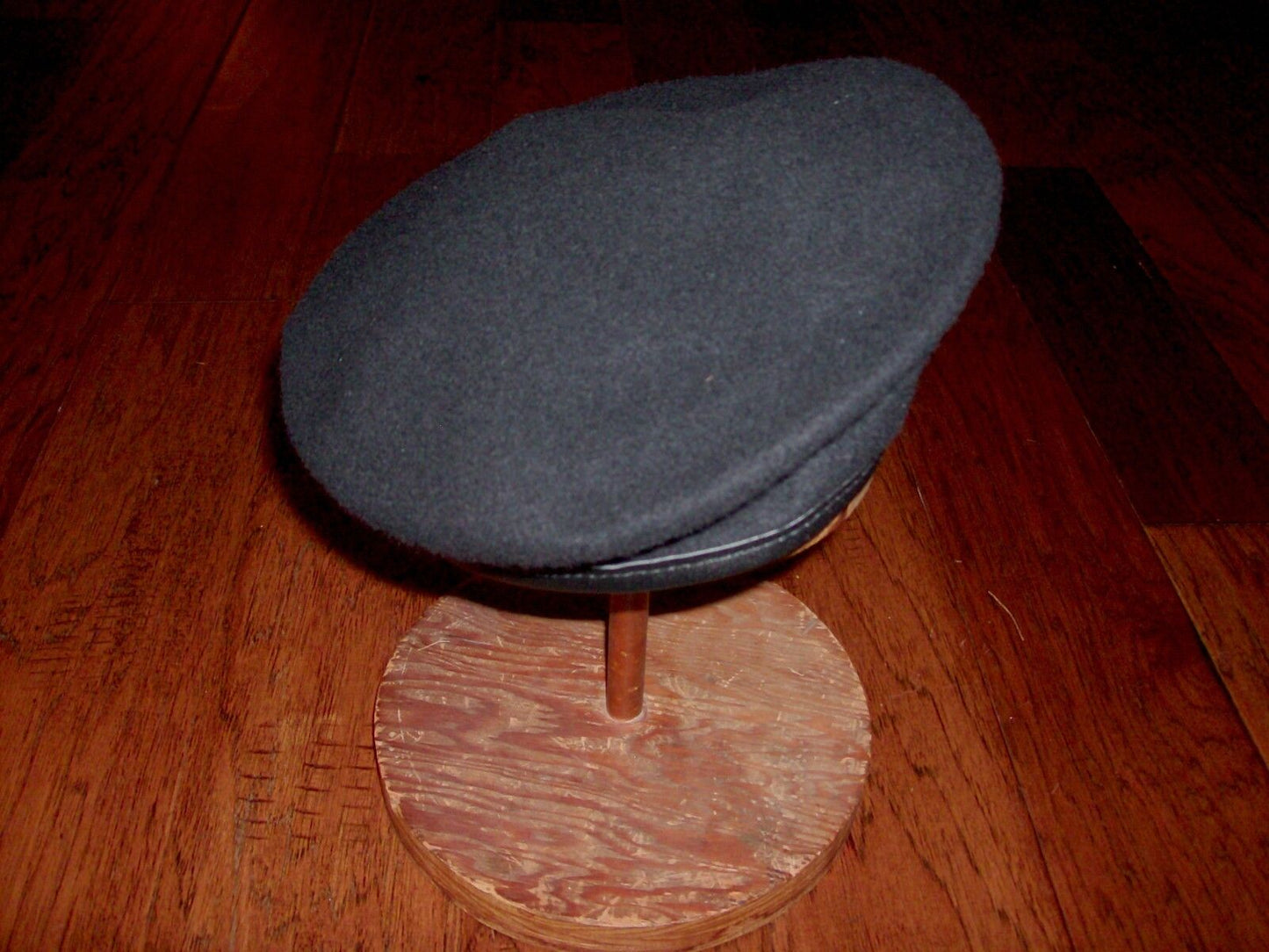 U.S MILITARY ISSUE BLACK WOOL BERET MADE IN THE U.S.A BANCROFT SIZE 7 1/4