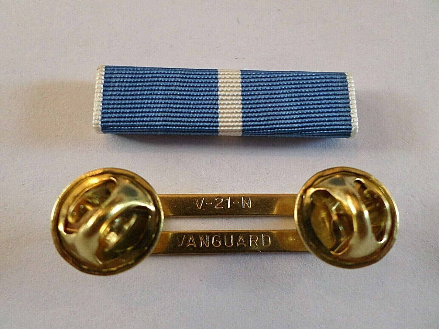 KOREAN SERVICE RIBBON WITH BRASS RIBBON HOLDER U.S MILITARY VETERAN