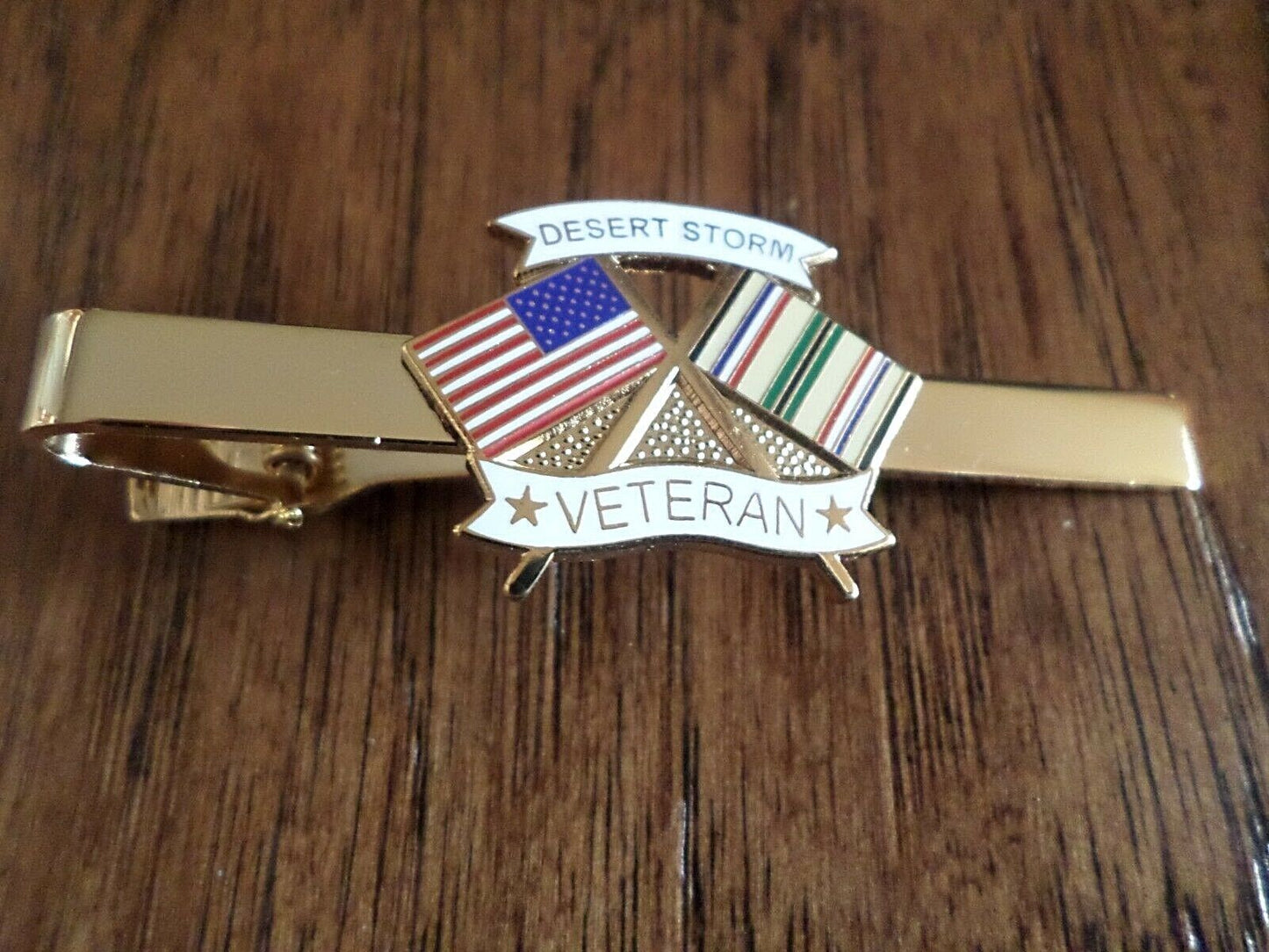 U.S MILITARY DESERT STORM VETERAN TIE BAR OR TIE TAC CLIP ON TYPE U.S.A MADE