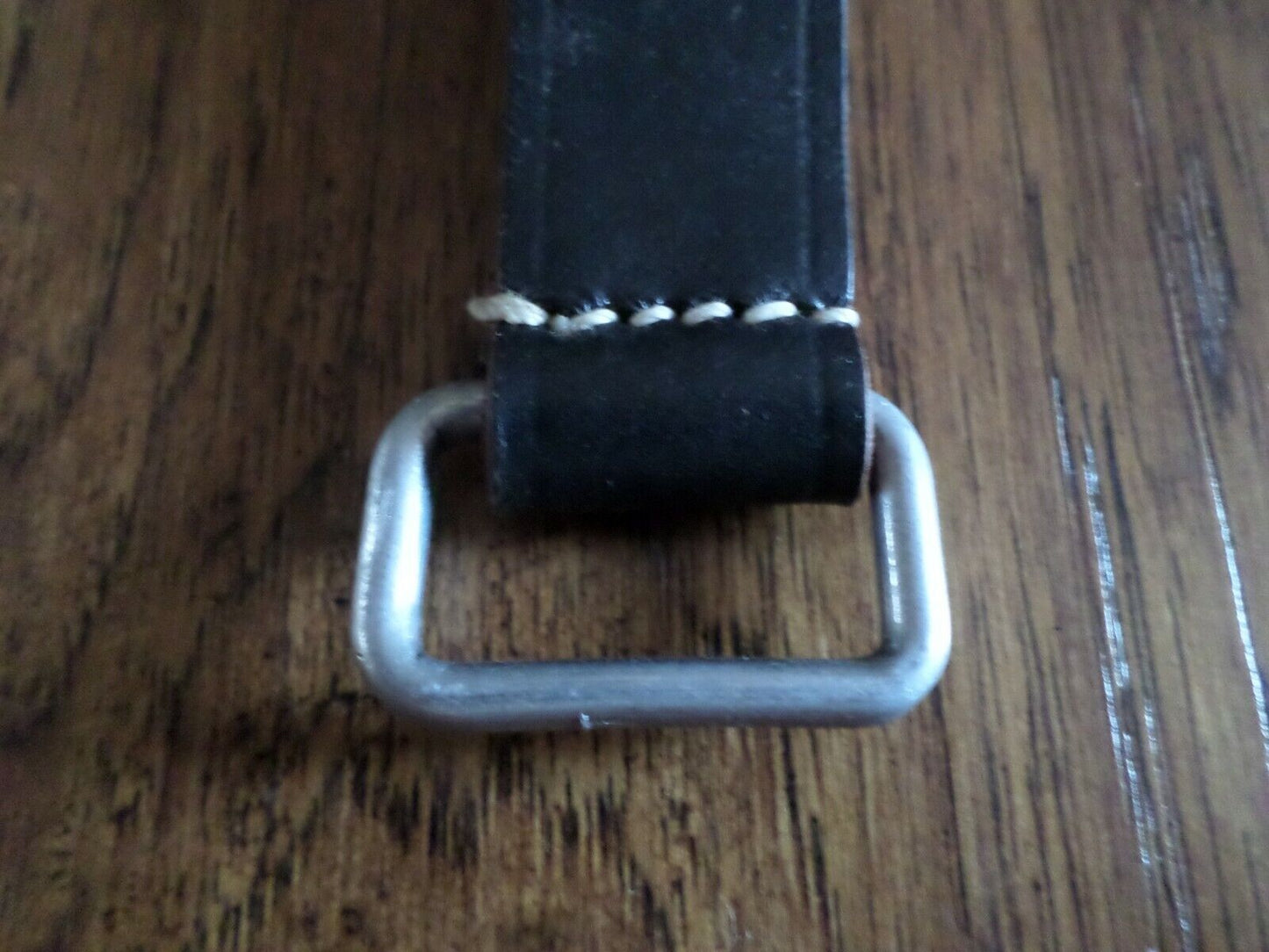 KEY FOB BELT KEEPER GENUINE BLACK LEATHER METAL HARDWARE EQUIPMENT OR KEY HOLDER