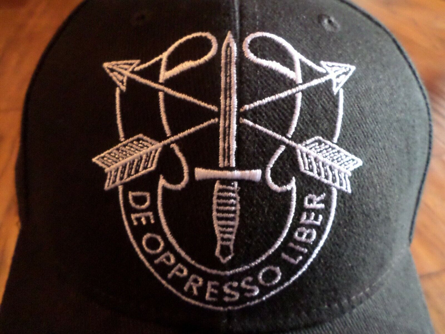 U.S MILITARY ARMY SPECIAL FORCES HAT DE OPRESSO LIBER OFFICIAL BALL CAP