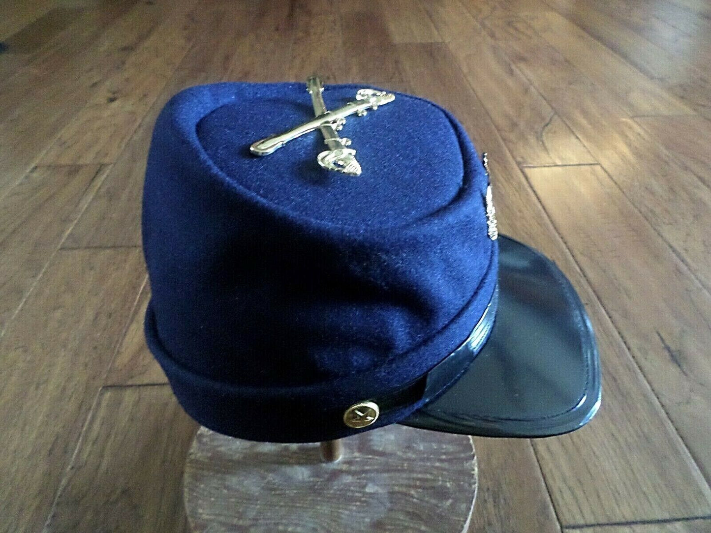 CIVIL WAR UNION KEPI CAVALRY HAT BLUE WOOL ADJUSTABLE KEPI SWORDS U.S BADGE