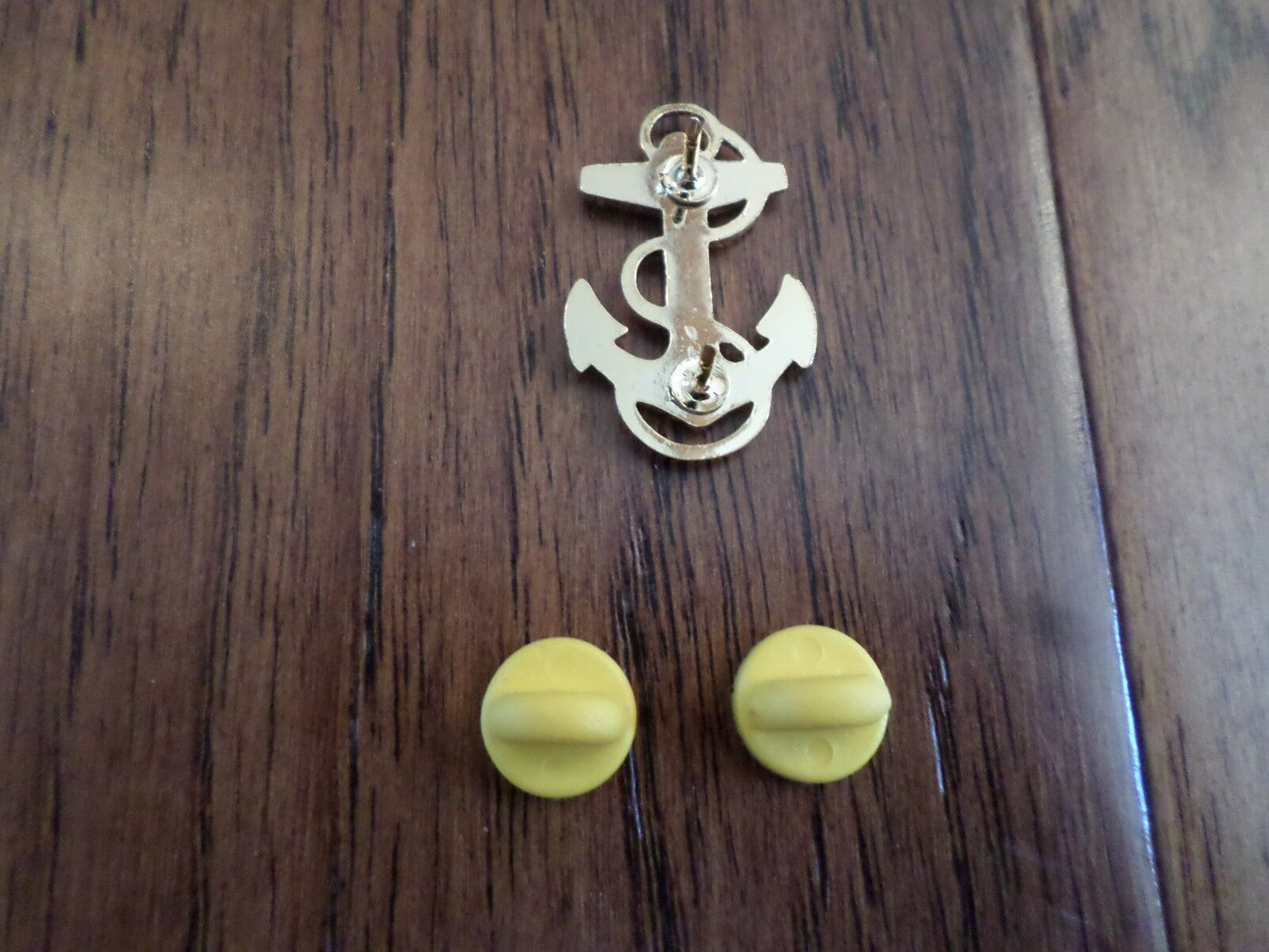 U.S NAVY GOLD ANCHOR LAPEL HAT PIN U.S MILITARY MINIATURE SIZE 1" X 1/4"