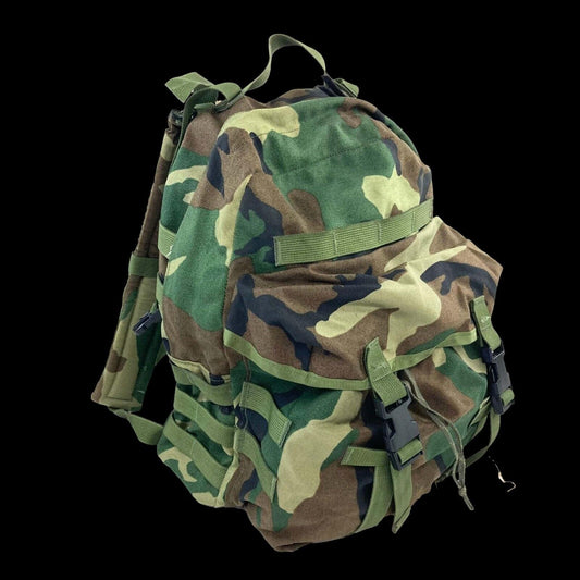 U.S ARMY COMBAT PATROL PACK CAMOUFLAGE US MILITARY ISSUE BACKPACK