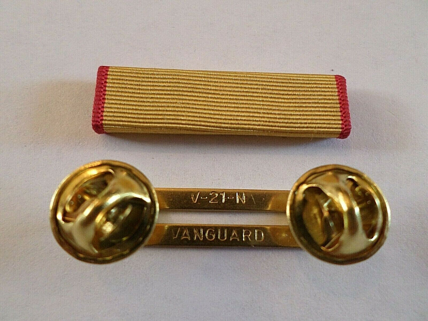 MARINE CORPS RESERVE RIBBON WITH BRASS RIBBON HOLDER U.S MILITARY VETERAN