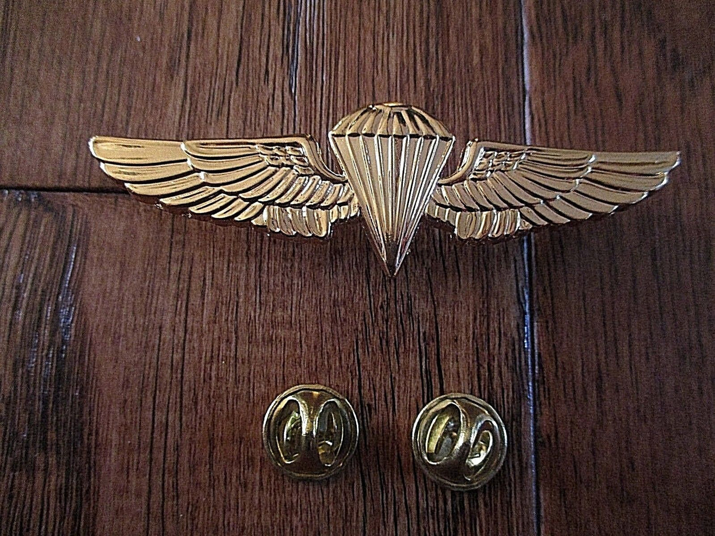 U.S MILITARY NAVY / MARINE CORPS GOLD PARACHUTIST PARATROOPER JUMP WINGS PIN