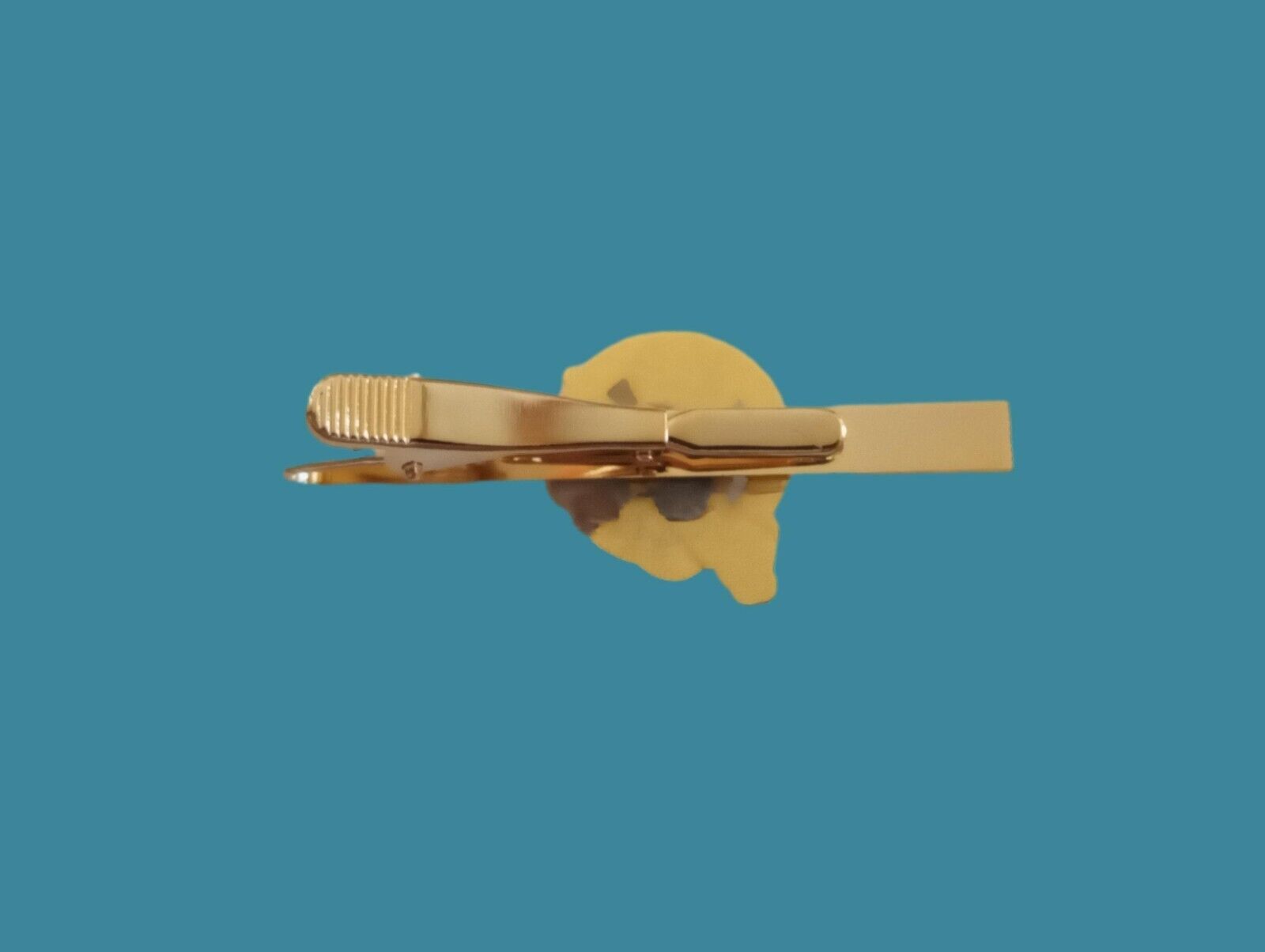 U.S FLAG & POW/MIA PRISONER OF WAR MISSING IN ACTION TIE BAR TIE TAC U - Clay's Military - Foto 8