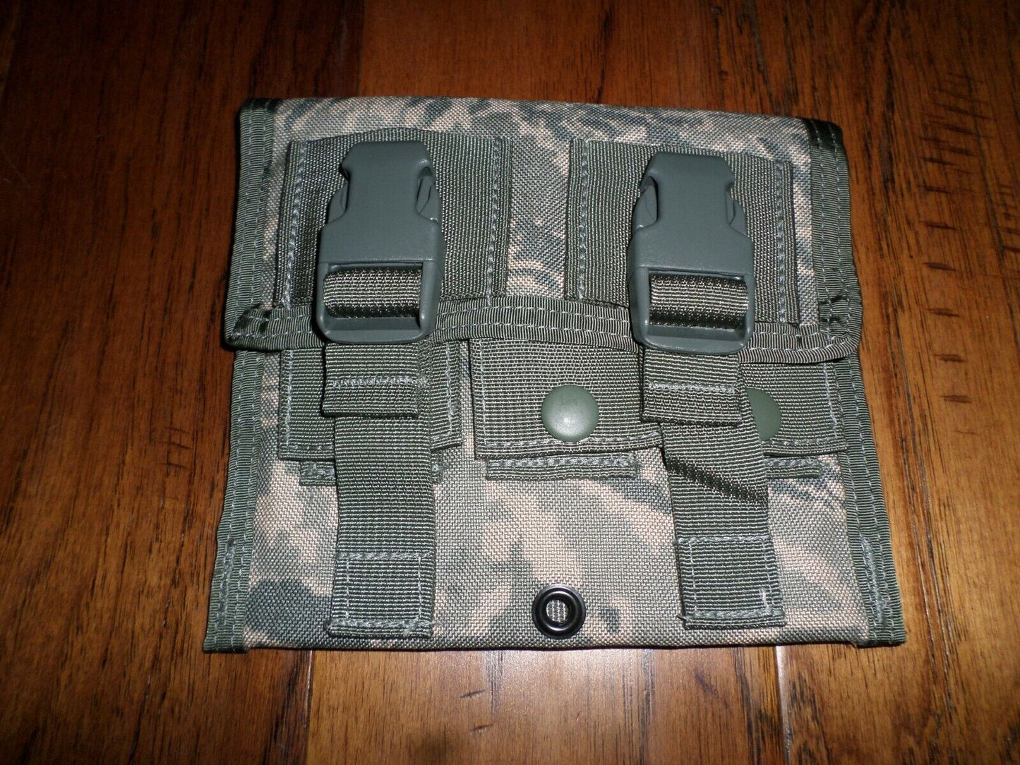 U.S MILITARY ISSUE M-203 MOLLE II UTILITY MAGAZINE POUCH ACU CAMOUFLAGE