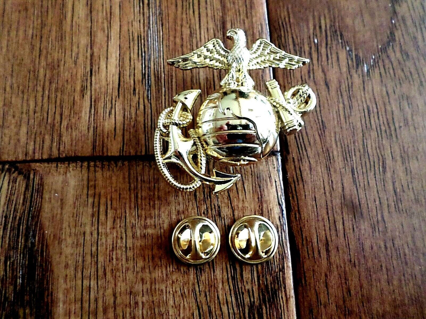 U.S MARINE CORPS EGA LAPEL HAT CAP PIN USMC EAGLE GLOBE & ANCHOR LEFT INSIGNIA