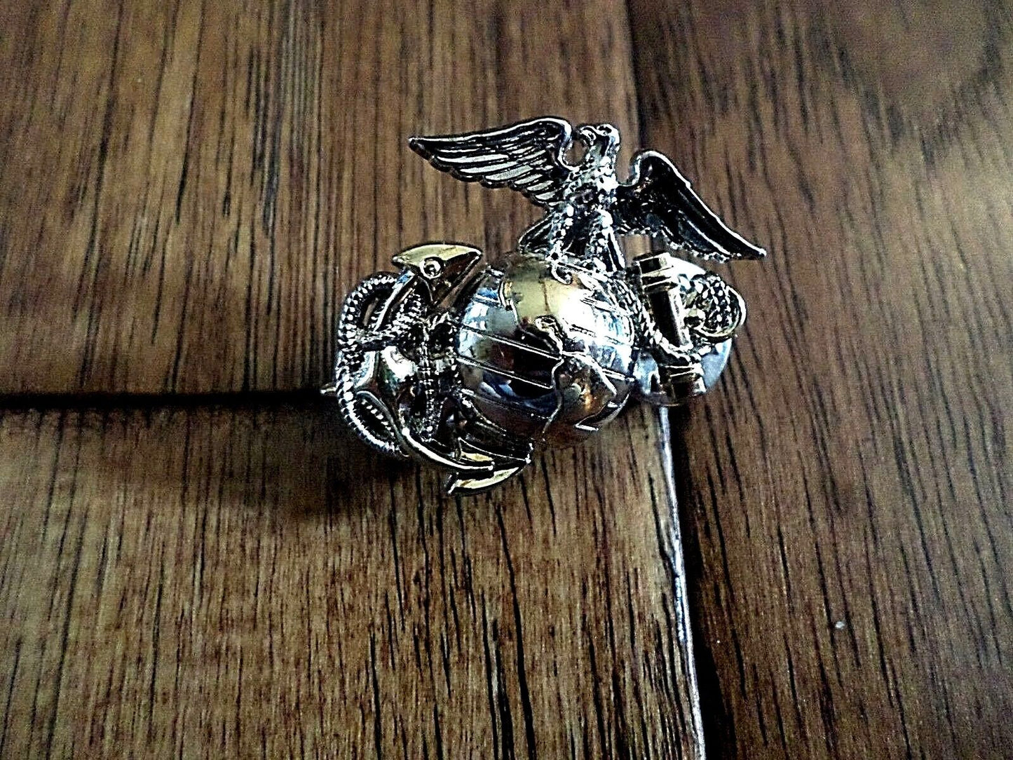 U.S MARINE CORPS EGA LAPEL HAT PIN USMC EAGLE GLOBE & ANCHOR CAP INSIGNIA LEFT