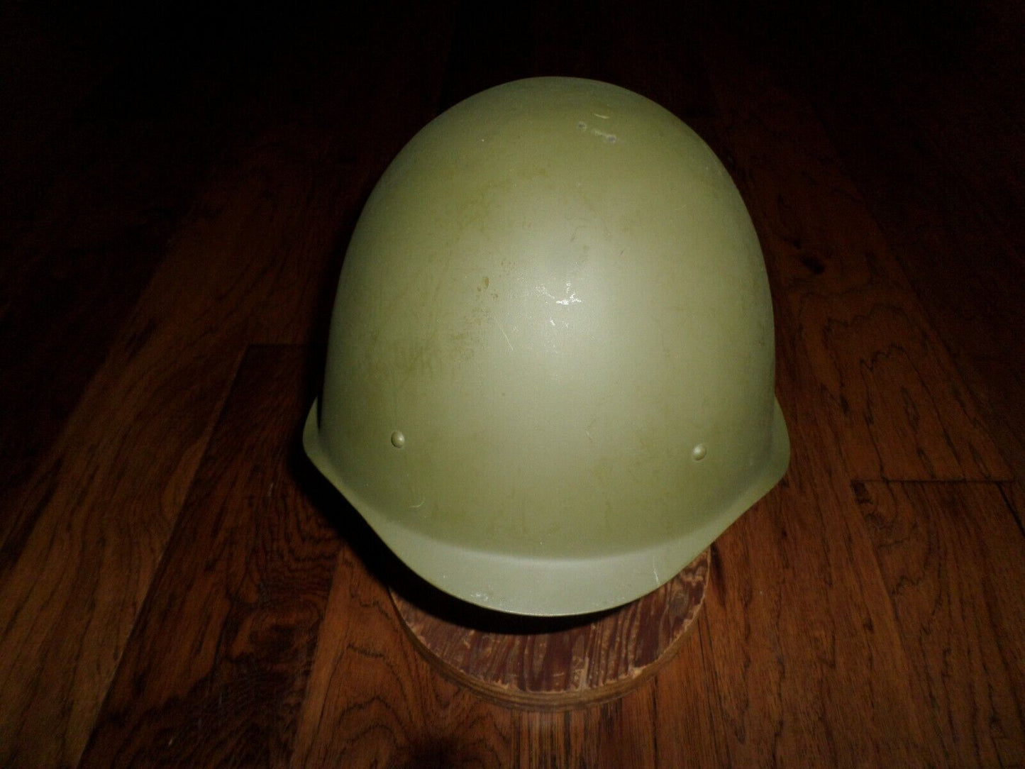 POST WWII RUSSIAN SSH-40 HELMET WITH LINER AND CHIN STRAP 1957