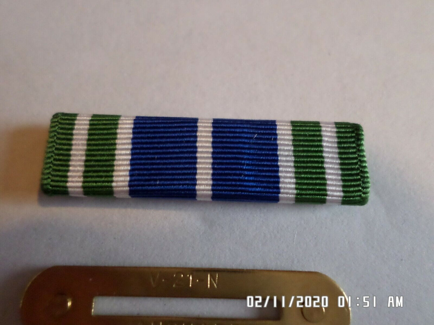 ARMY ACHIEVEMENT SERVICE RIBBON WITH RIBBON HOLDER US MILITARY VETERAN GI ISSUE