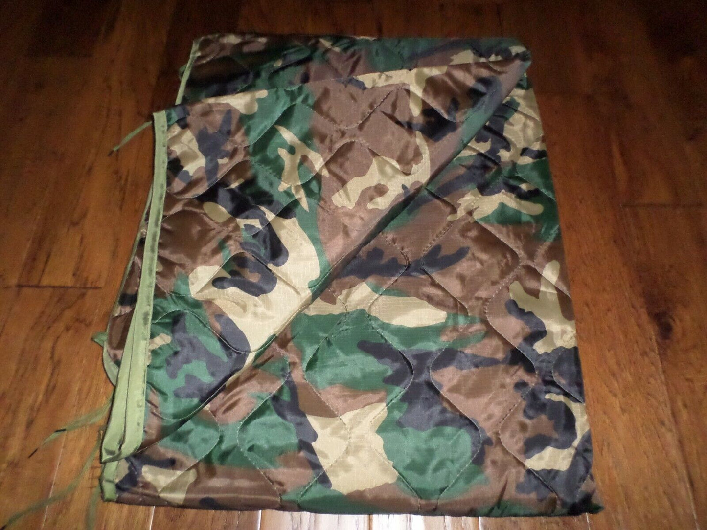 New Military style Wet Weather Rain Poncho Liner Woodland Camo Woobie Blanket