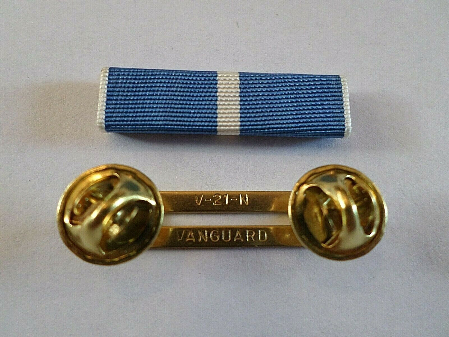 KOREAN SERVICE RIBBON WITH BRASS RIBBON HOLDER U.S MILITARY VETERAN