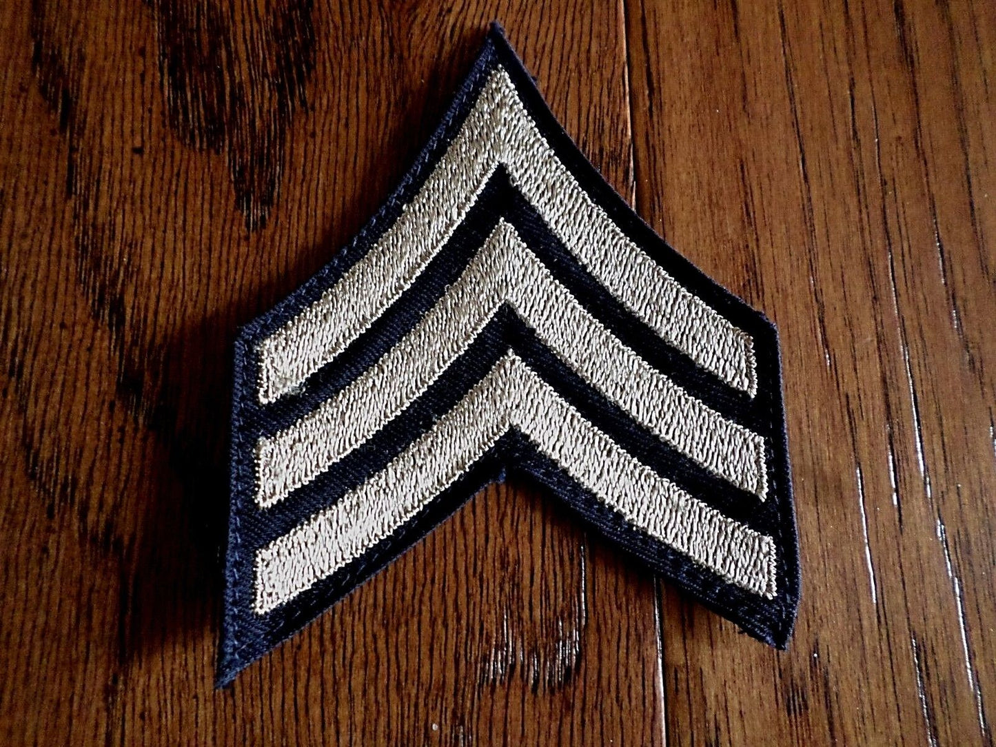 ORIGINAL U.S ARMY WWII SERGEANT STRIPES SILVER ON BLACK TWILL PATCHES