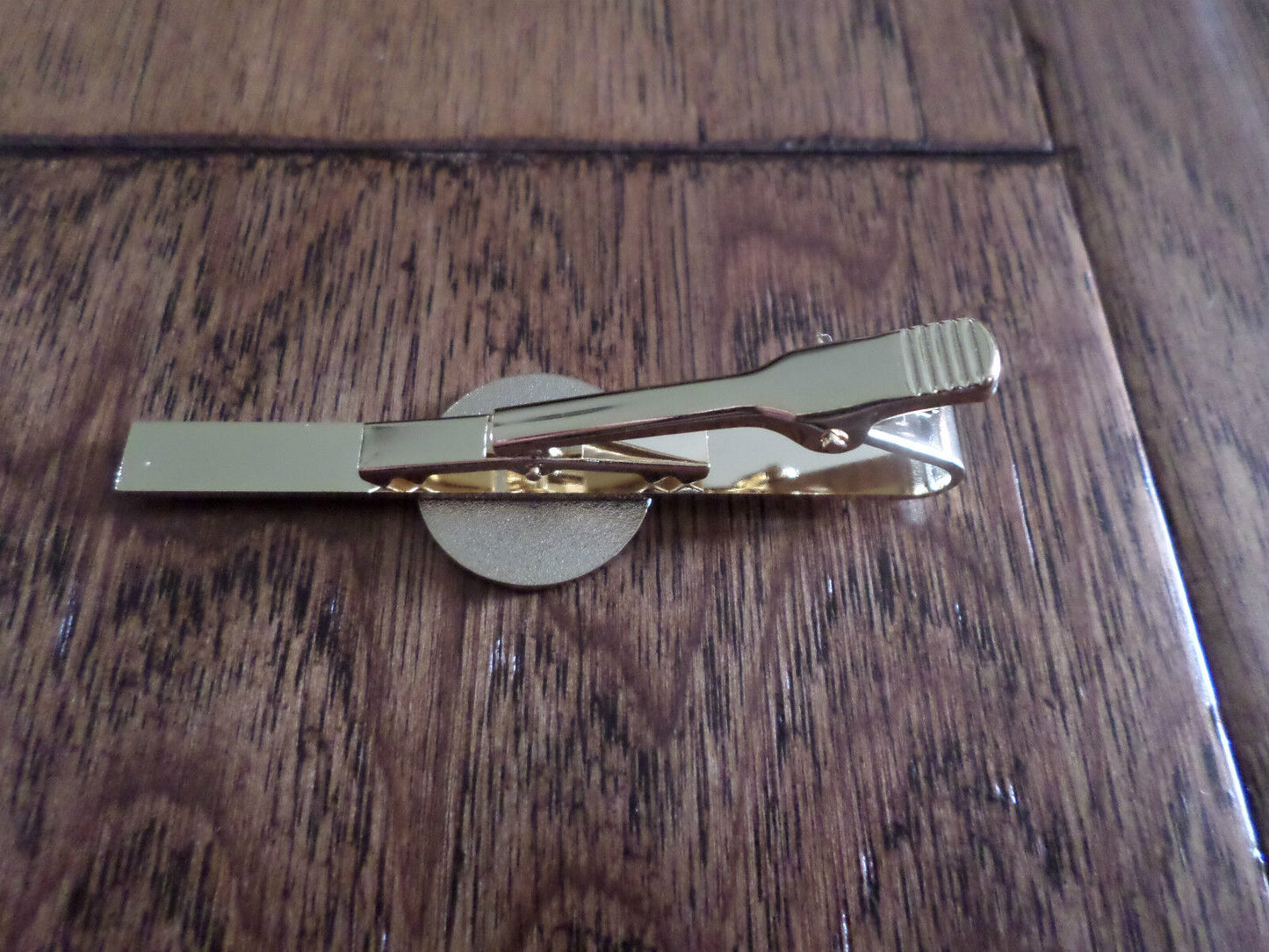 U.S MILITARY ARMY TIE BAR OR TIE TAC CLIP ON TYPE UNITED STATES ARMY U.S.A MADE