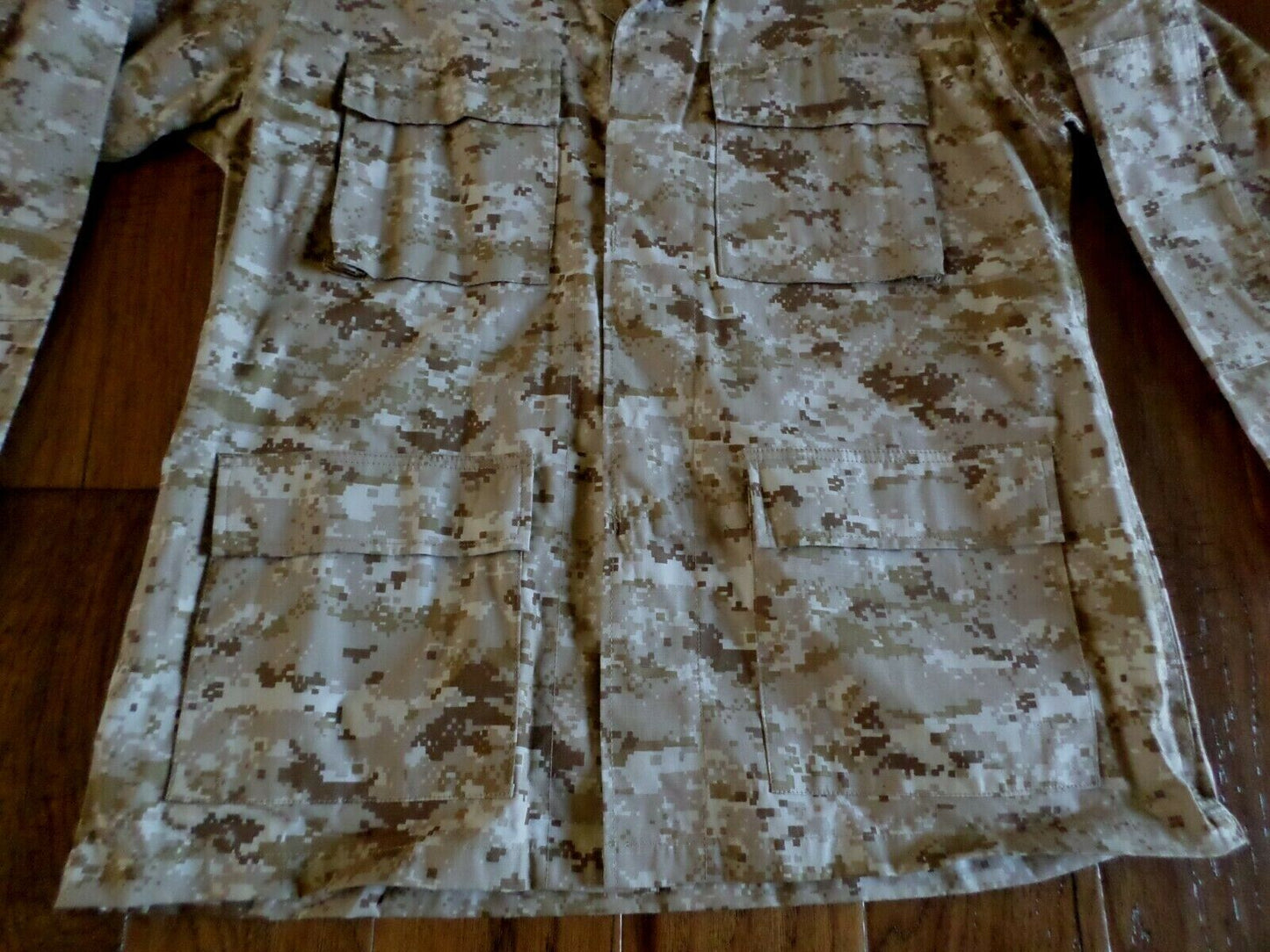 MILITARY STYLE DIGITAL DESERT BDU CAMOUFLAGE FATIGUE SHIRT /JACKET