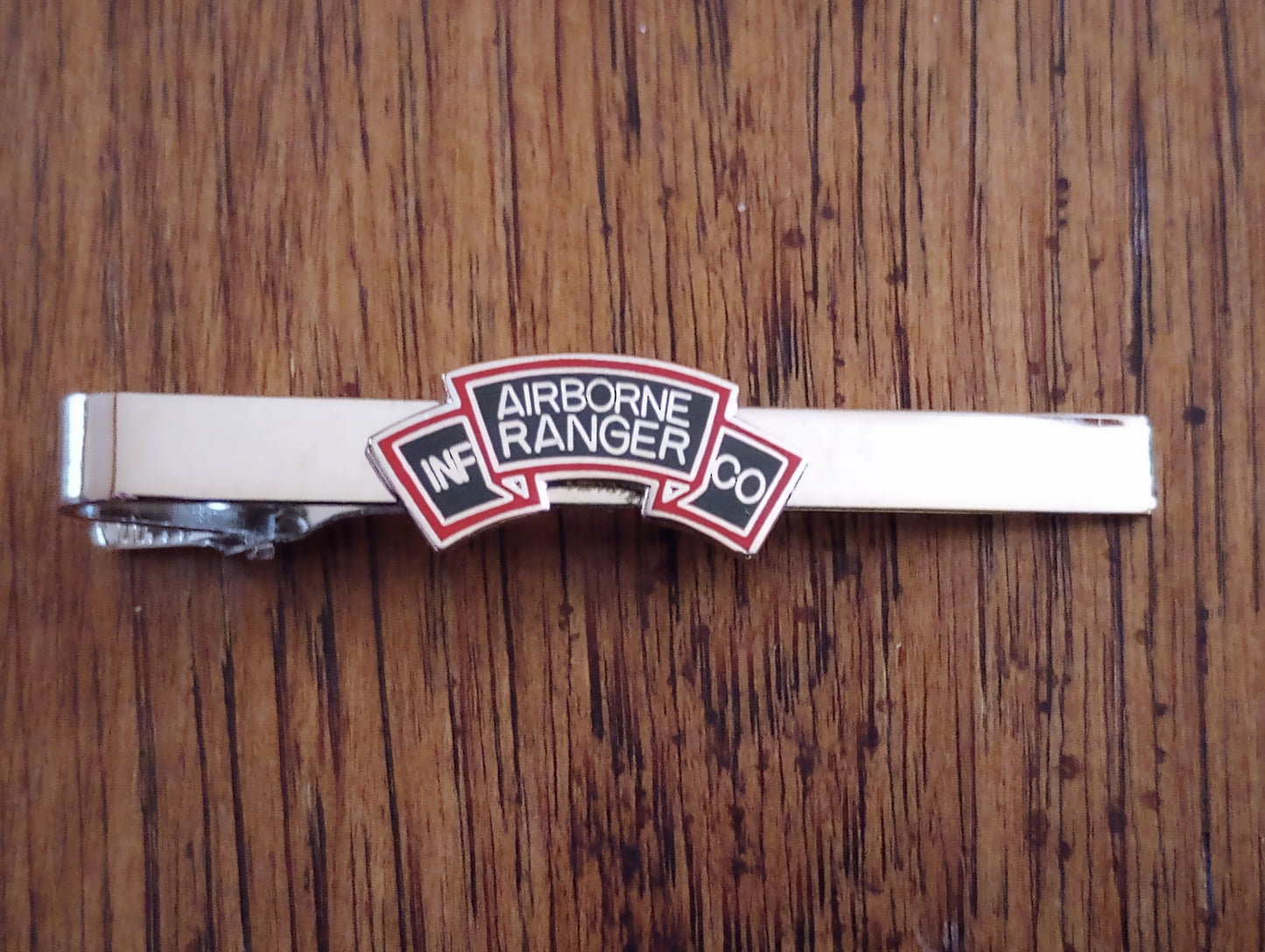 US MILITARY ARMY AIRBORNE RANGER TIE BAR TIE TAC CLIP ON USA MADE INF CO ROCKER