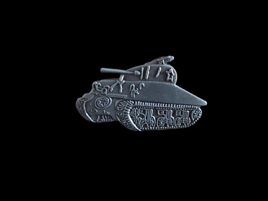 U.S MILITARY SHERMAN TANK HAT PIN BADGE U.S ARMY MARINE CORPS U.S MILITARY TANKS